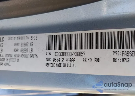 2013 Chrysler 200 Touring z USA, uszkodzony, nr VIN 1C3CCBBB8DN736857